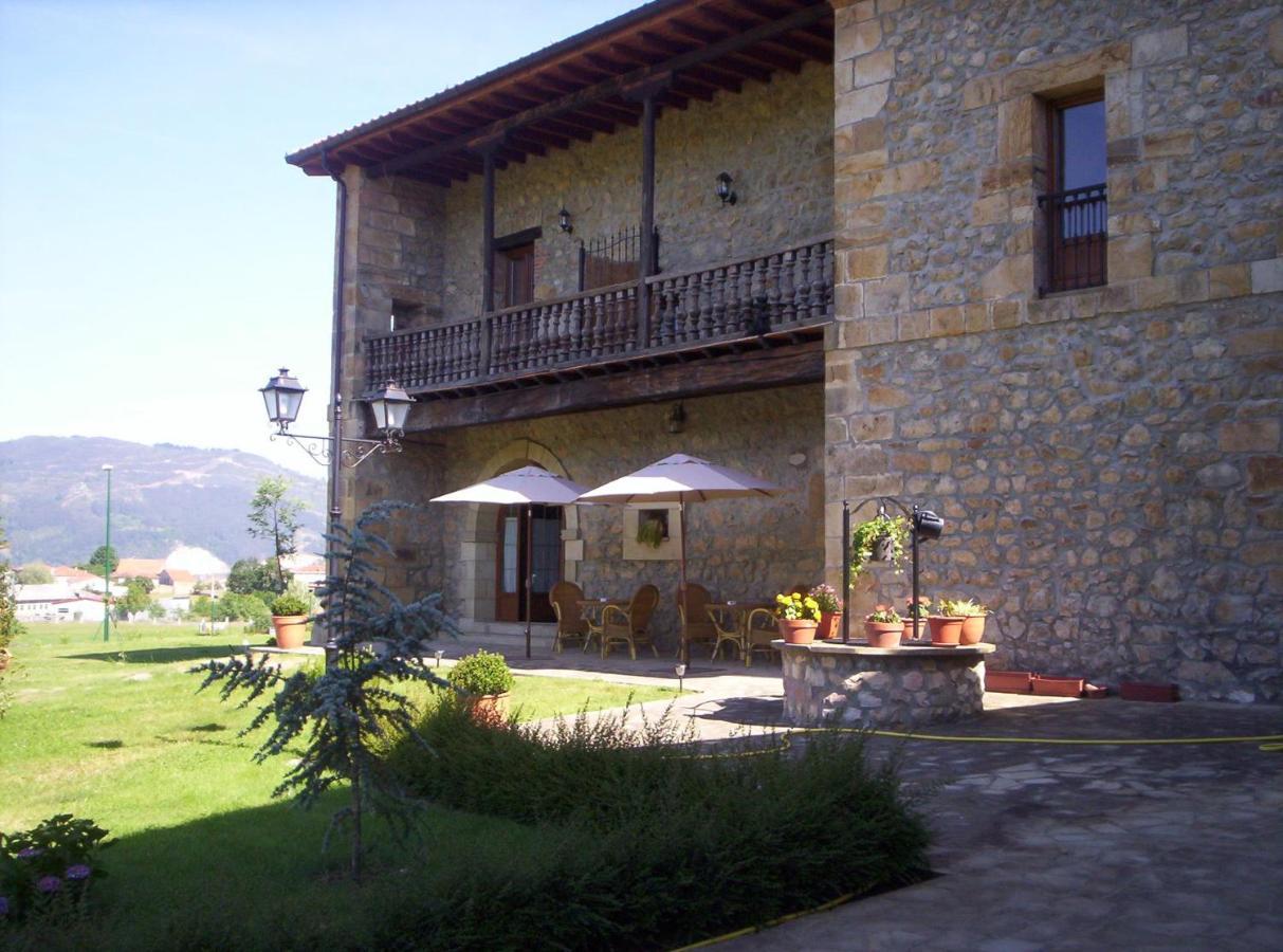 Hotel Palacio Garcia Quijano Corrales De Buelna Exterior photo